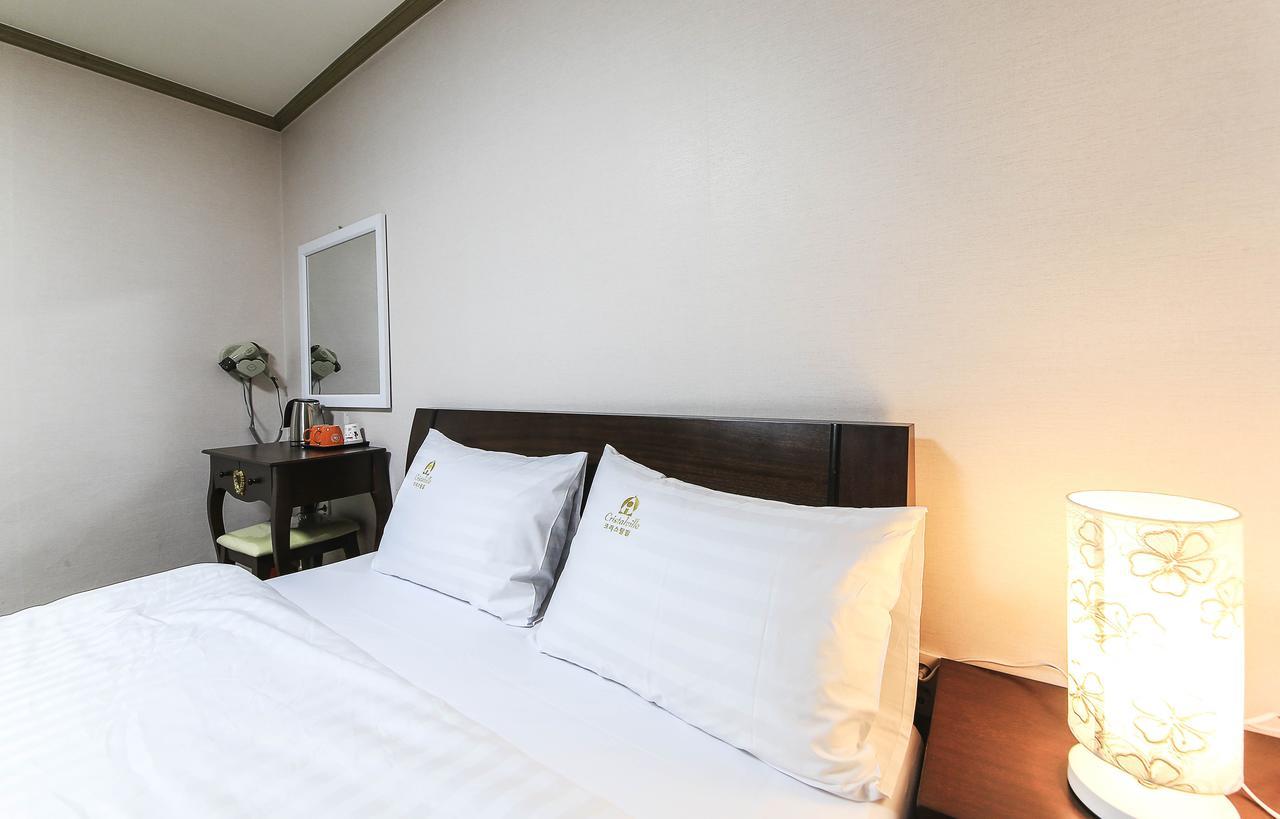 Crystal Residence Hotel Тэджон Экстерьер фото
